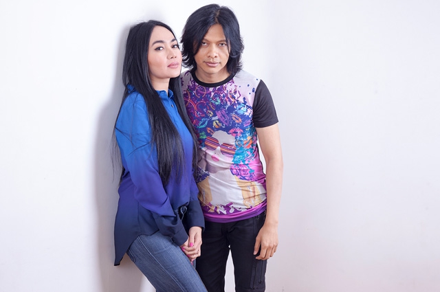 Perjalanan Cinta Armand Maulana & Dewi Gita